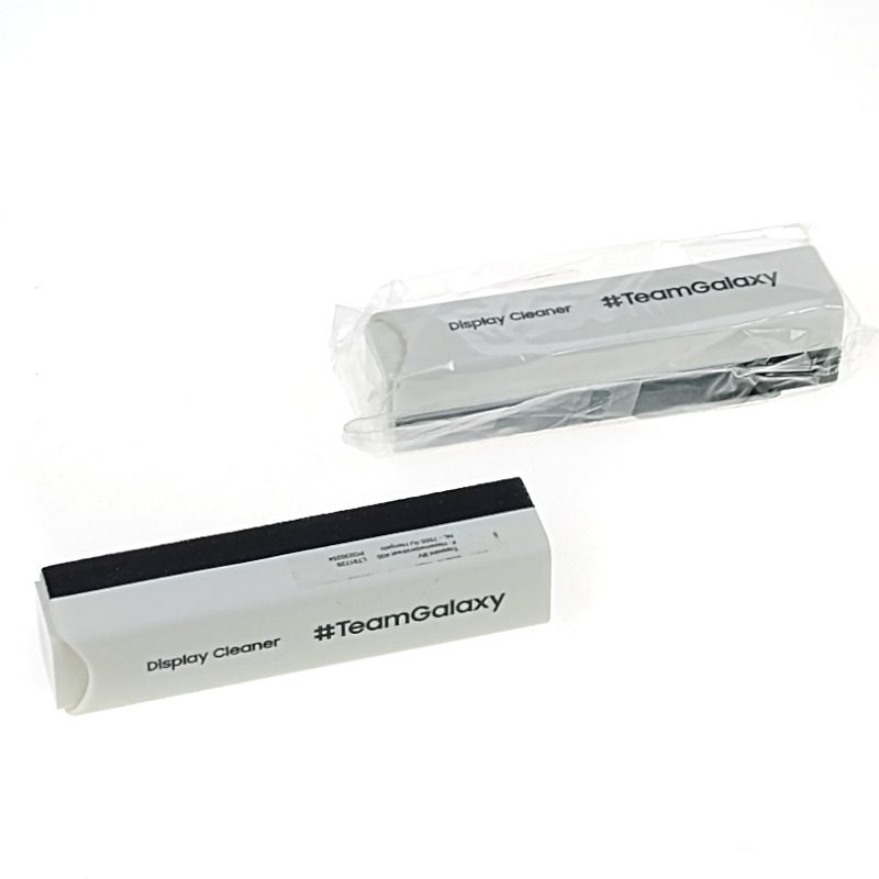 Czyścik z przymocowana do korpusu mikrofibrą 9,5 cm