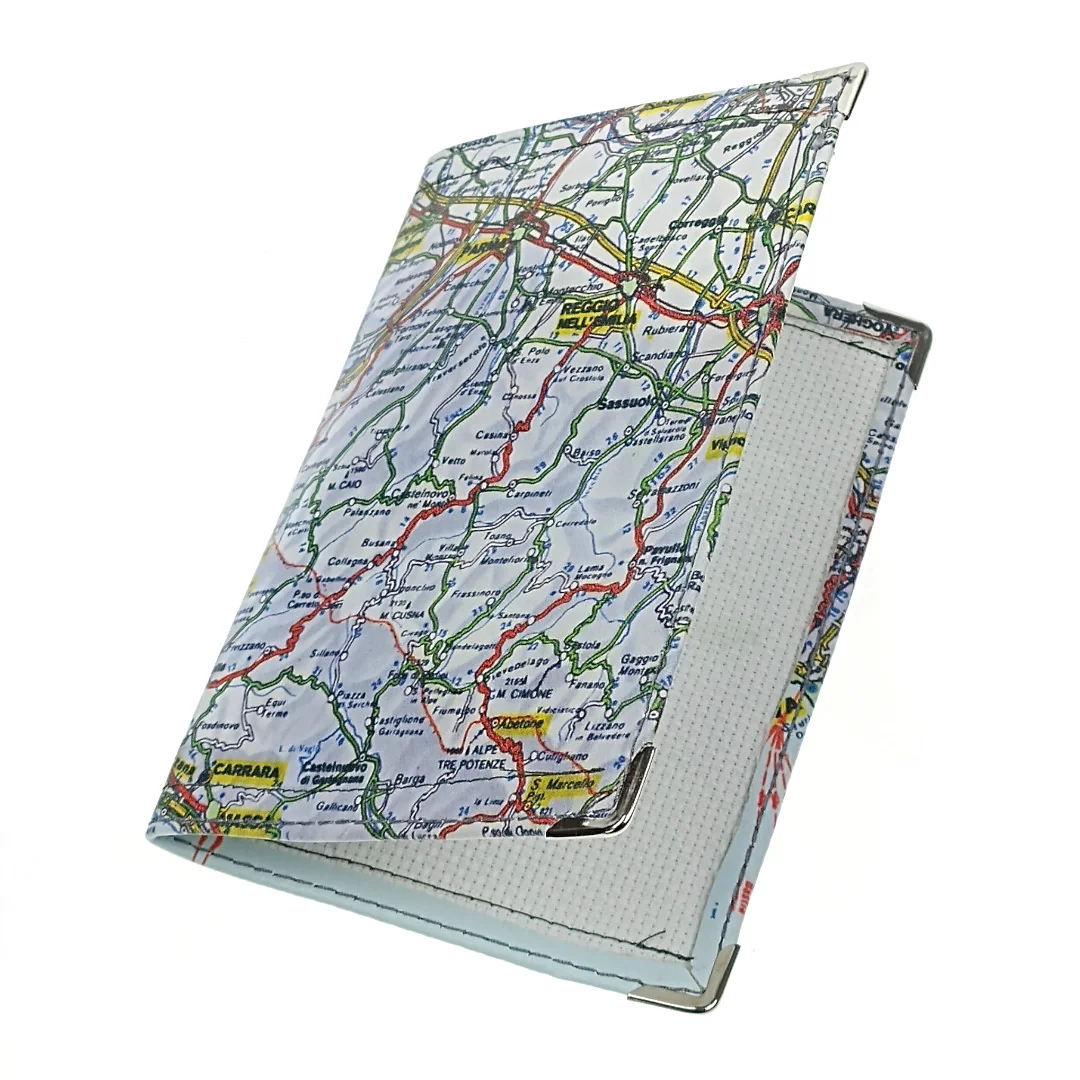 Passport case with hard corners Italia